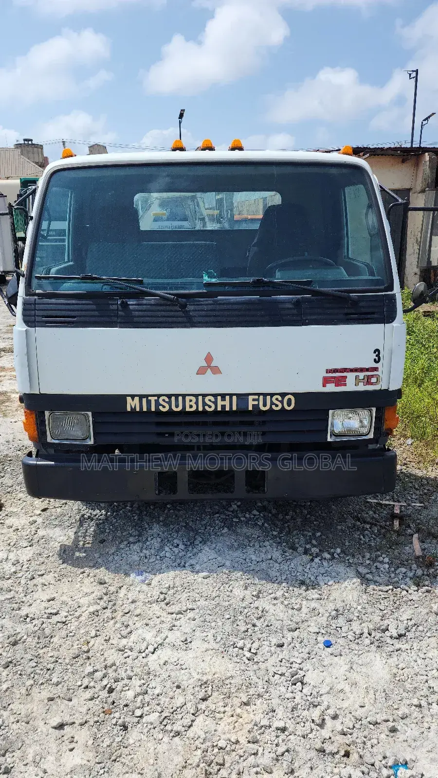 Super Clean Foreign Used Mitsubishi Fuso Truck