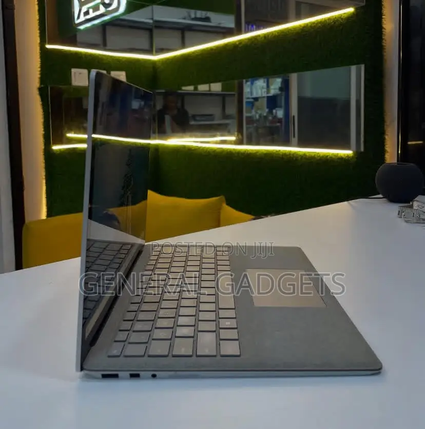 Laptop Microsoft Surface 2 16GB Intel Core I5 SSD 256GB