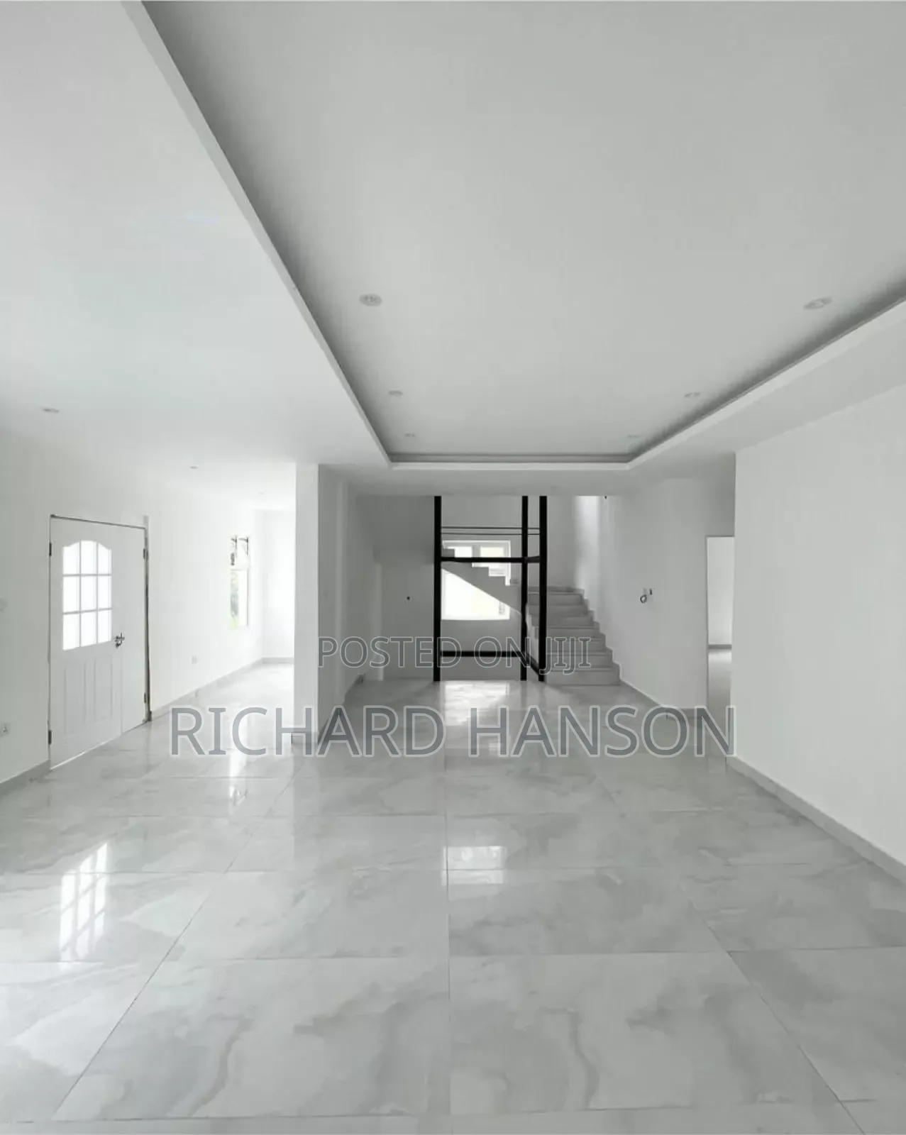 4bdrm Duplex in Banana Island for rent