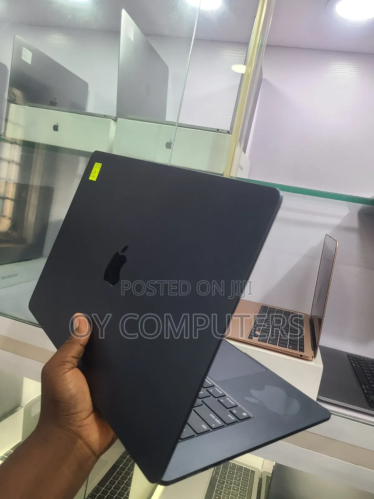 Laptop Apple MacBook Air 2023 M2 8GB Apple M2 SSD 256GB