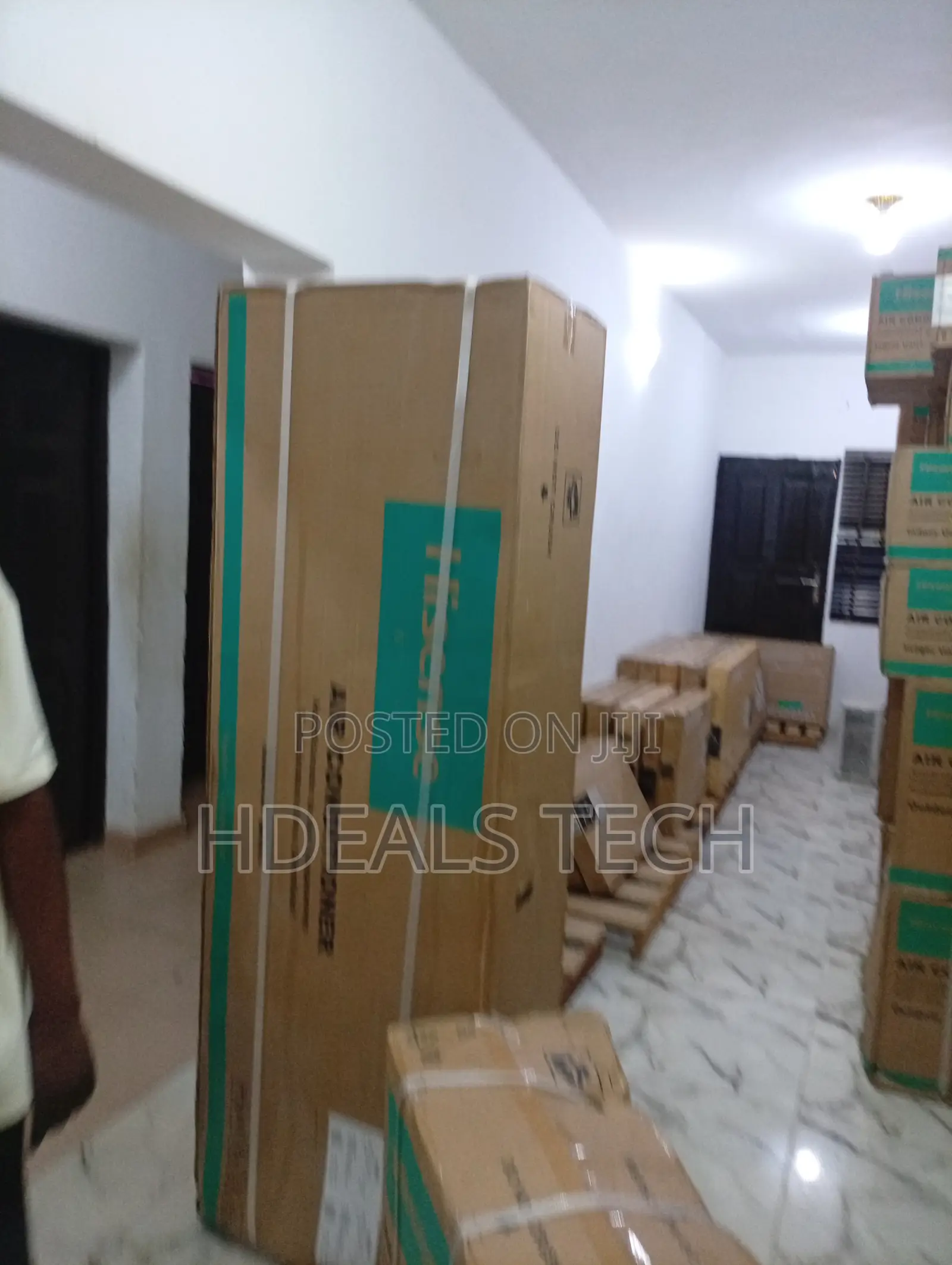 Hisense 2 Ton Dual Air Conditioner Standing Floor Cooling System