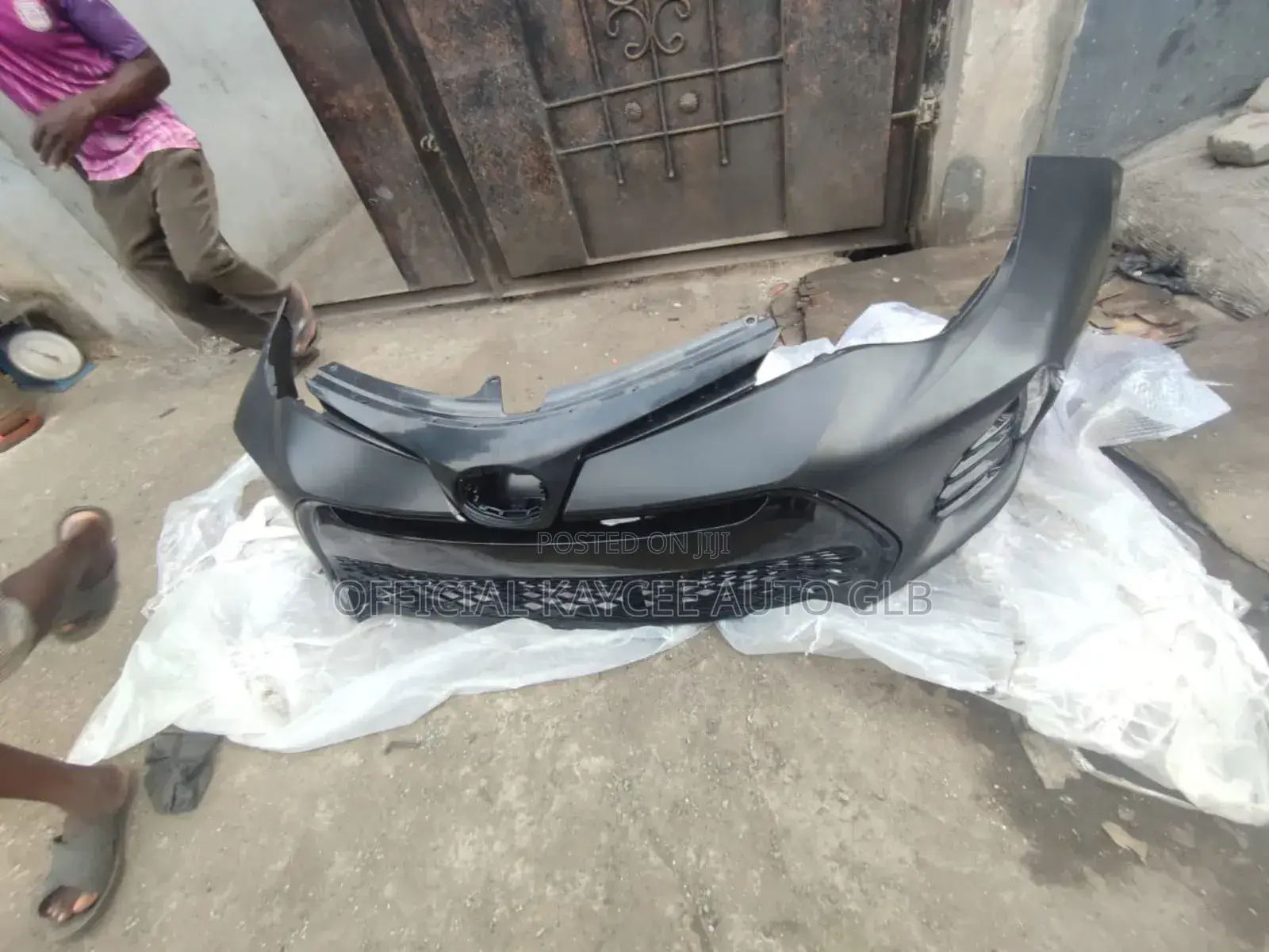 Complete Bumper Corolla 2018se