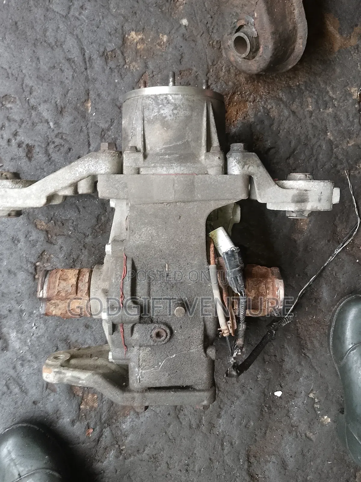 Complete Back Axel Toyota Rav4 2008-2012