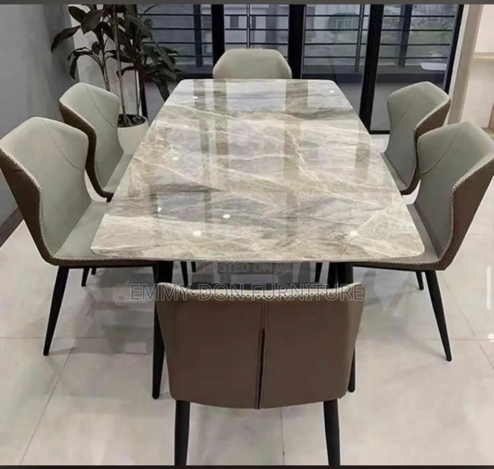 High Quality Luxury Dining Sets