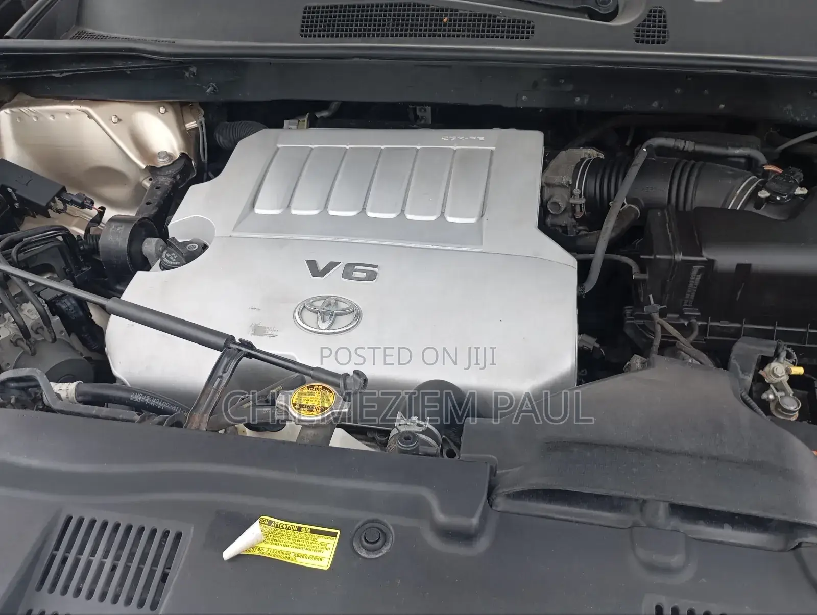Toyota Highlander Limited 2010 Gold