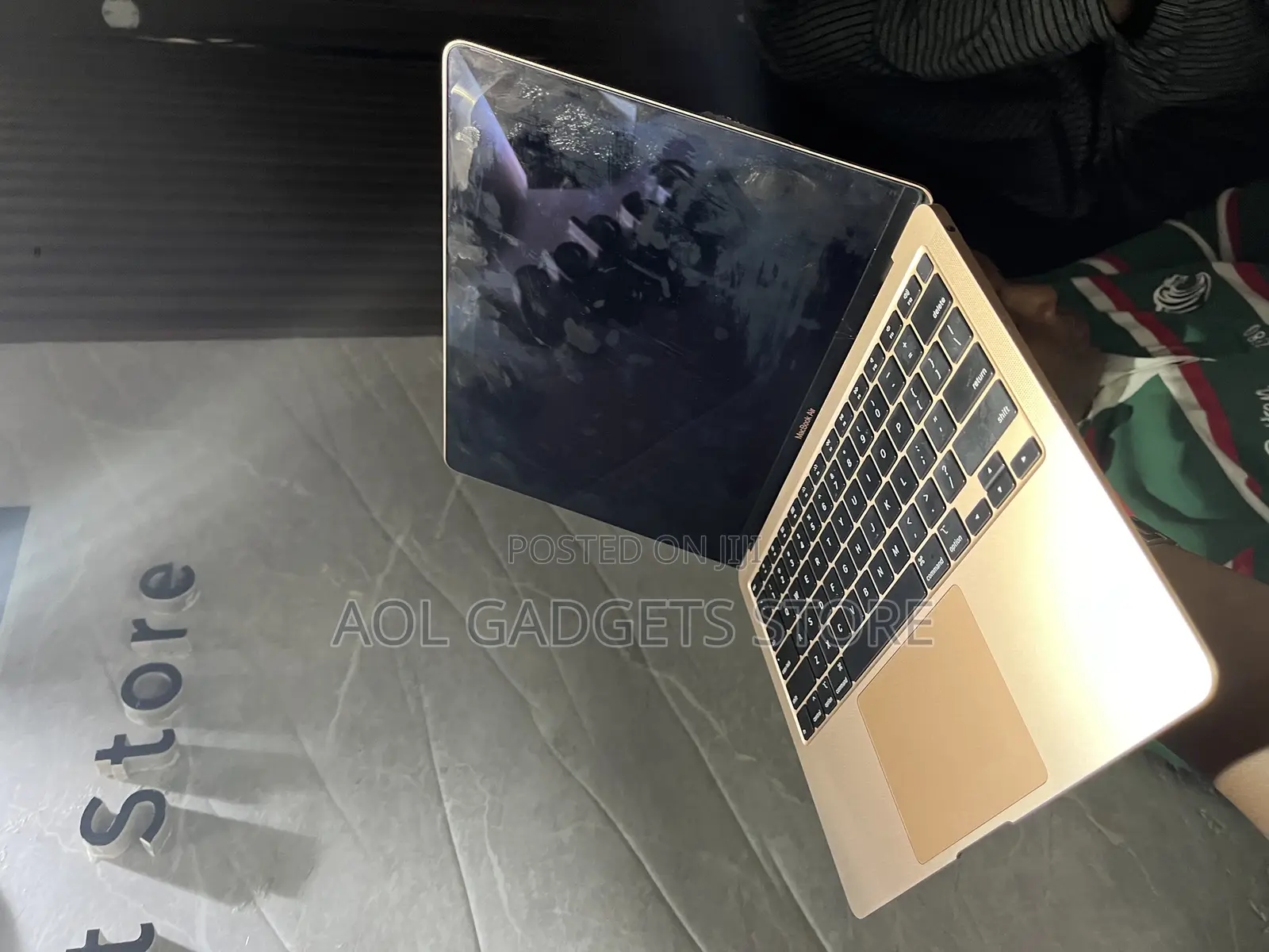 Laptop Apple MacBook Air 2020 8GB Intel Core I3 SSD 256GB