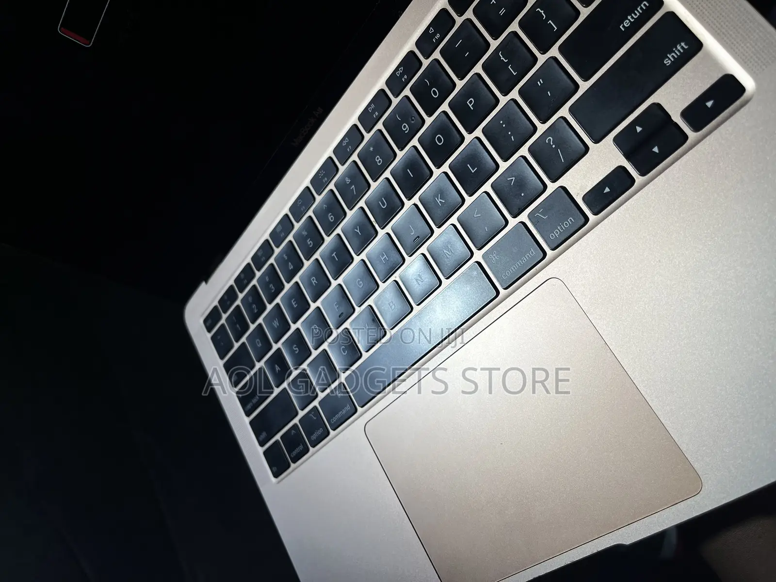 Laptop Apple MacBook Air 2020 8GB Intel Core I3 SSD 256GB