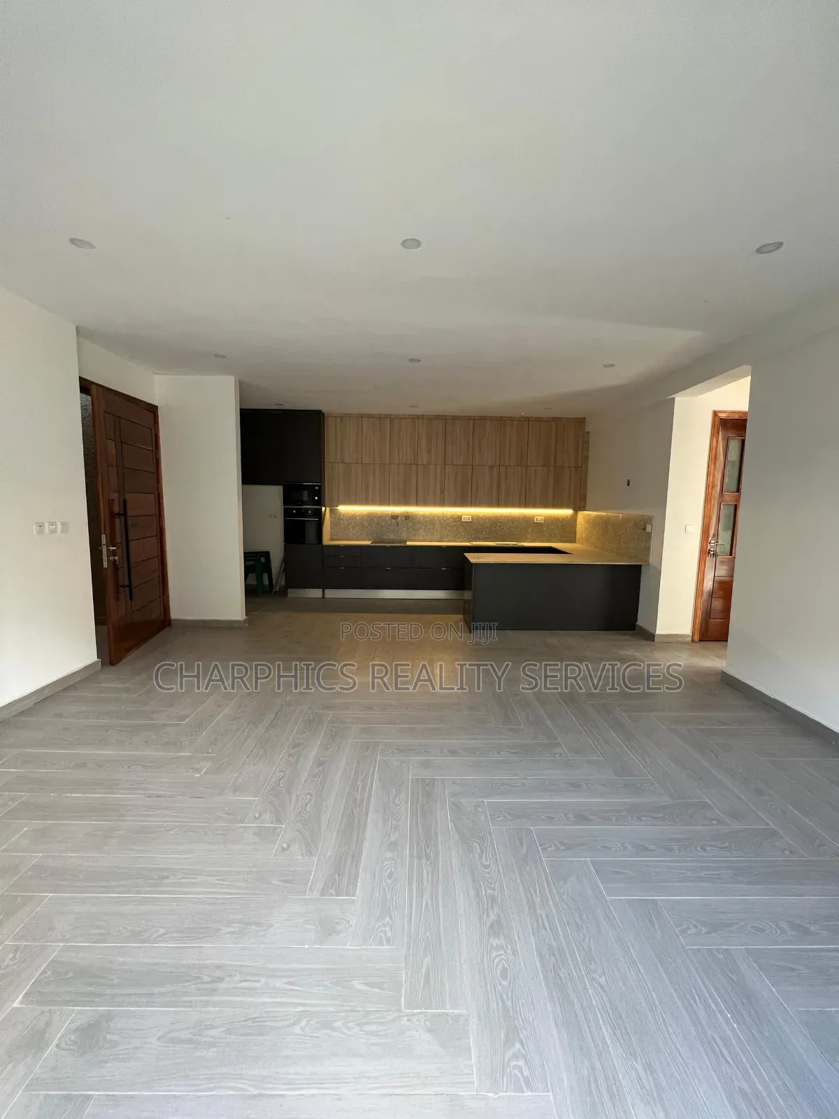 3bdrm Apartment In Ikate For Sale