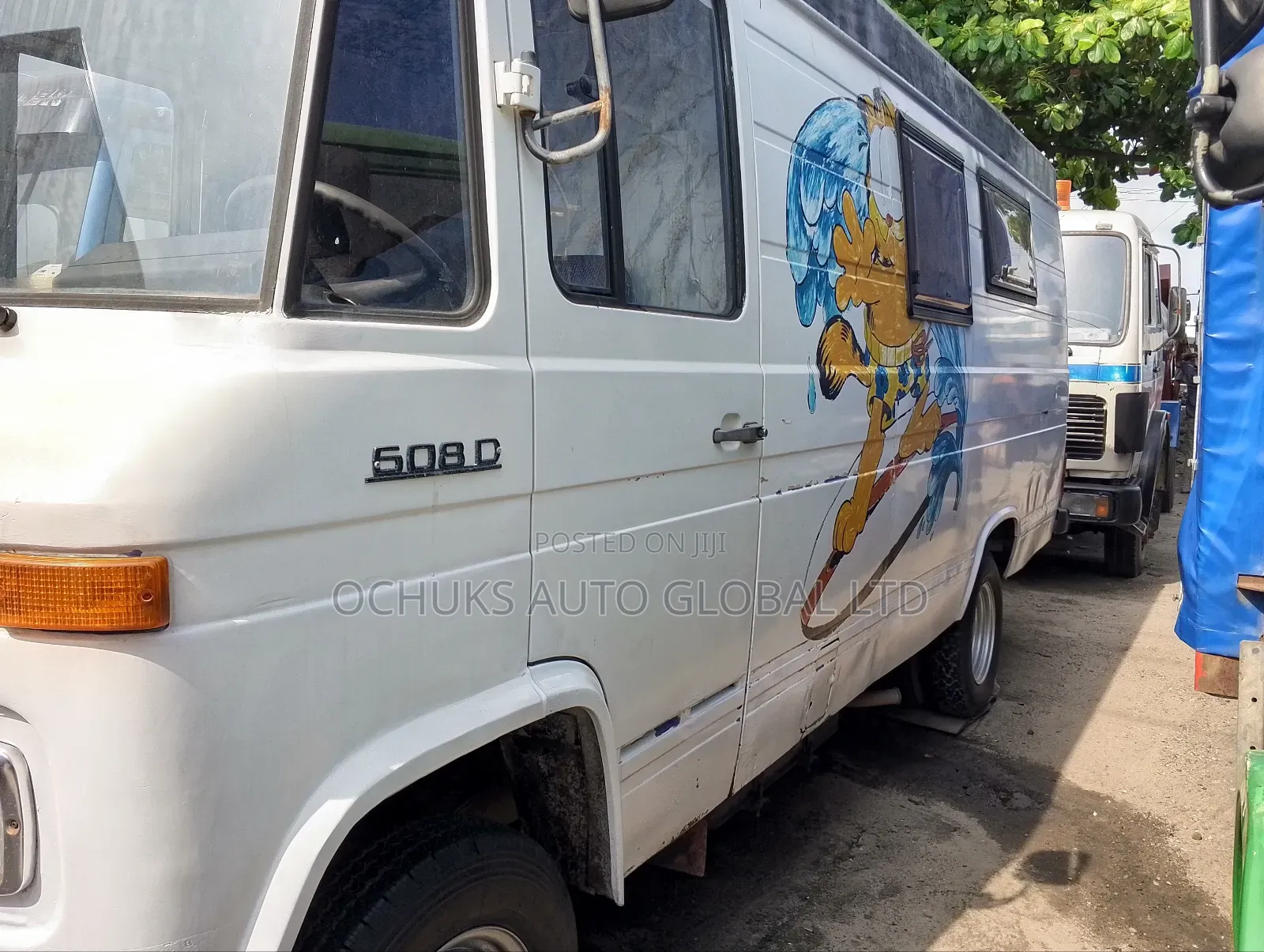 Mercedes-Benz Tourismo 2002 White