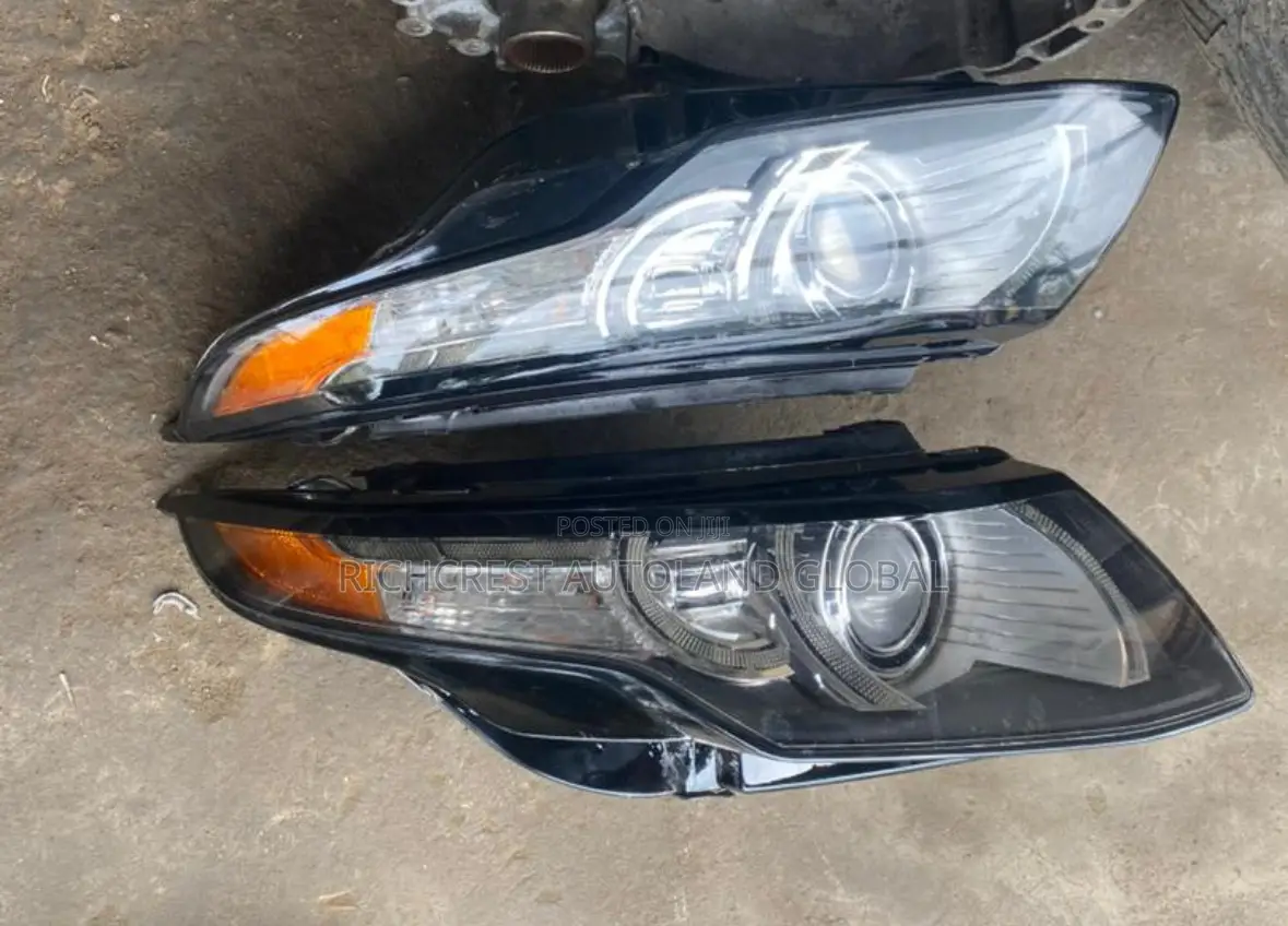 Range Rover Evoque 2012 , Headlamp/Headlights
