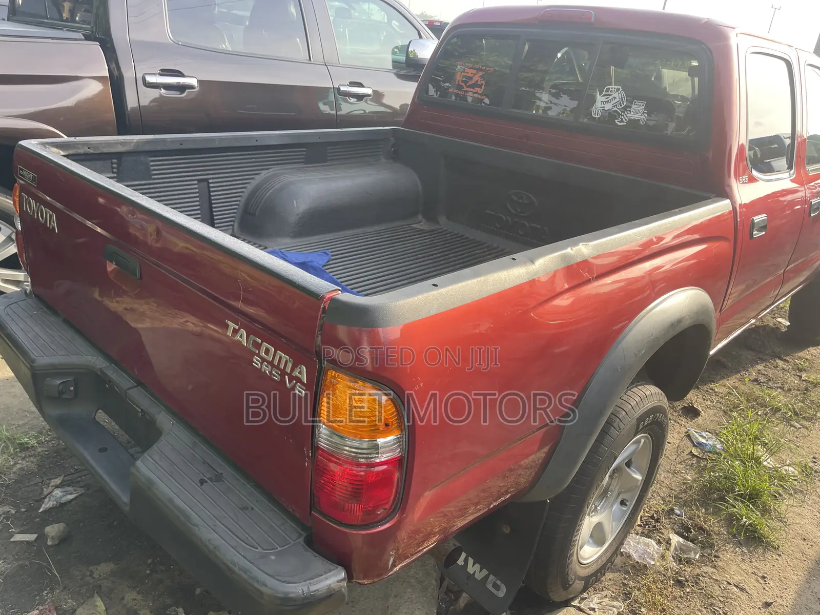 Toyota Tacoma Base V6 4x4 Double-Cab 121.9 in. WB 2003 Red