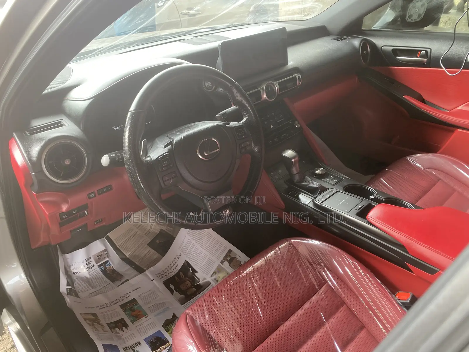 Lexus IS 300h 4WD 2021 Gray
