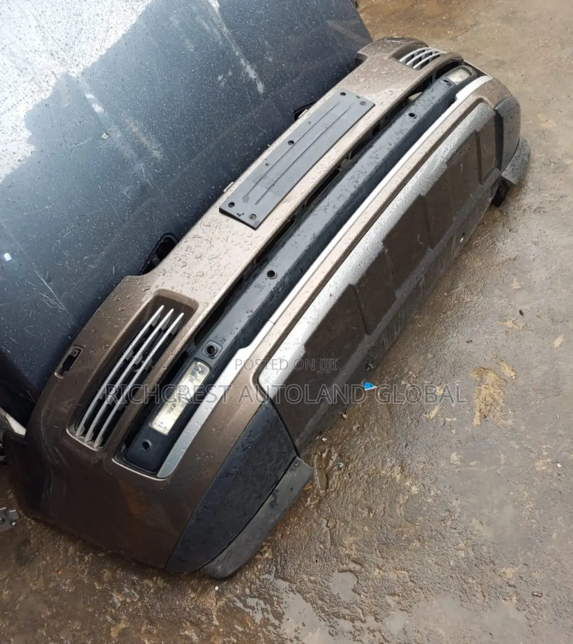 Range Rover Vogue 2014 Front Bumper
