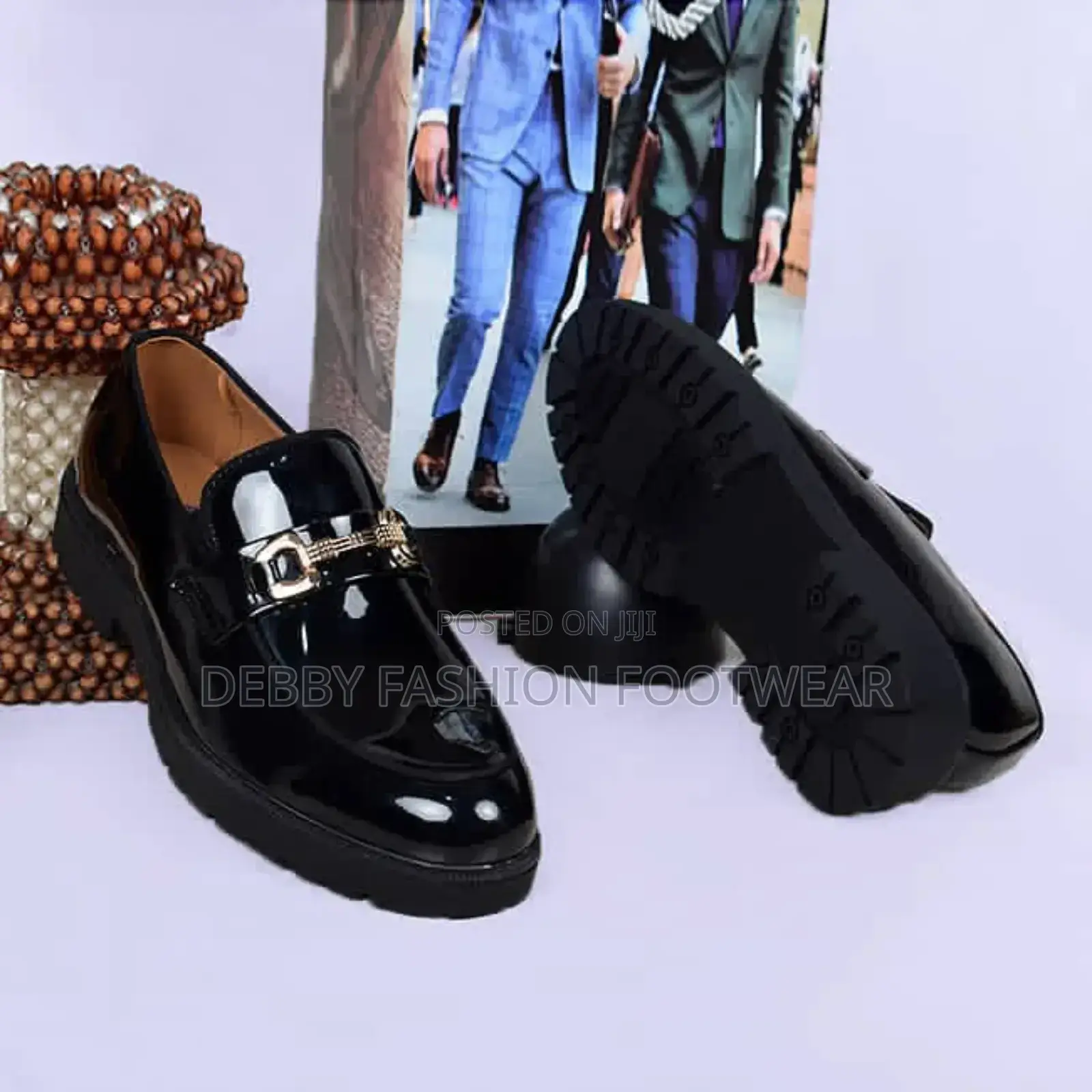 Vangelo Black Shoe – Sleek, Versatile, and Built to Last