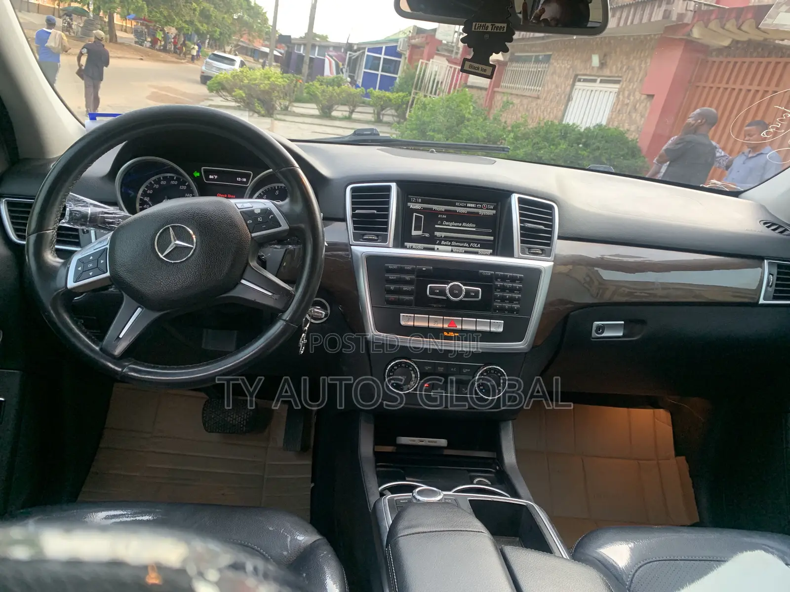 Mercedes-Benz M Class ML350 4MATIC 4dr SUV AWD (3.5L 6cyl 7A) 2014
