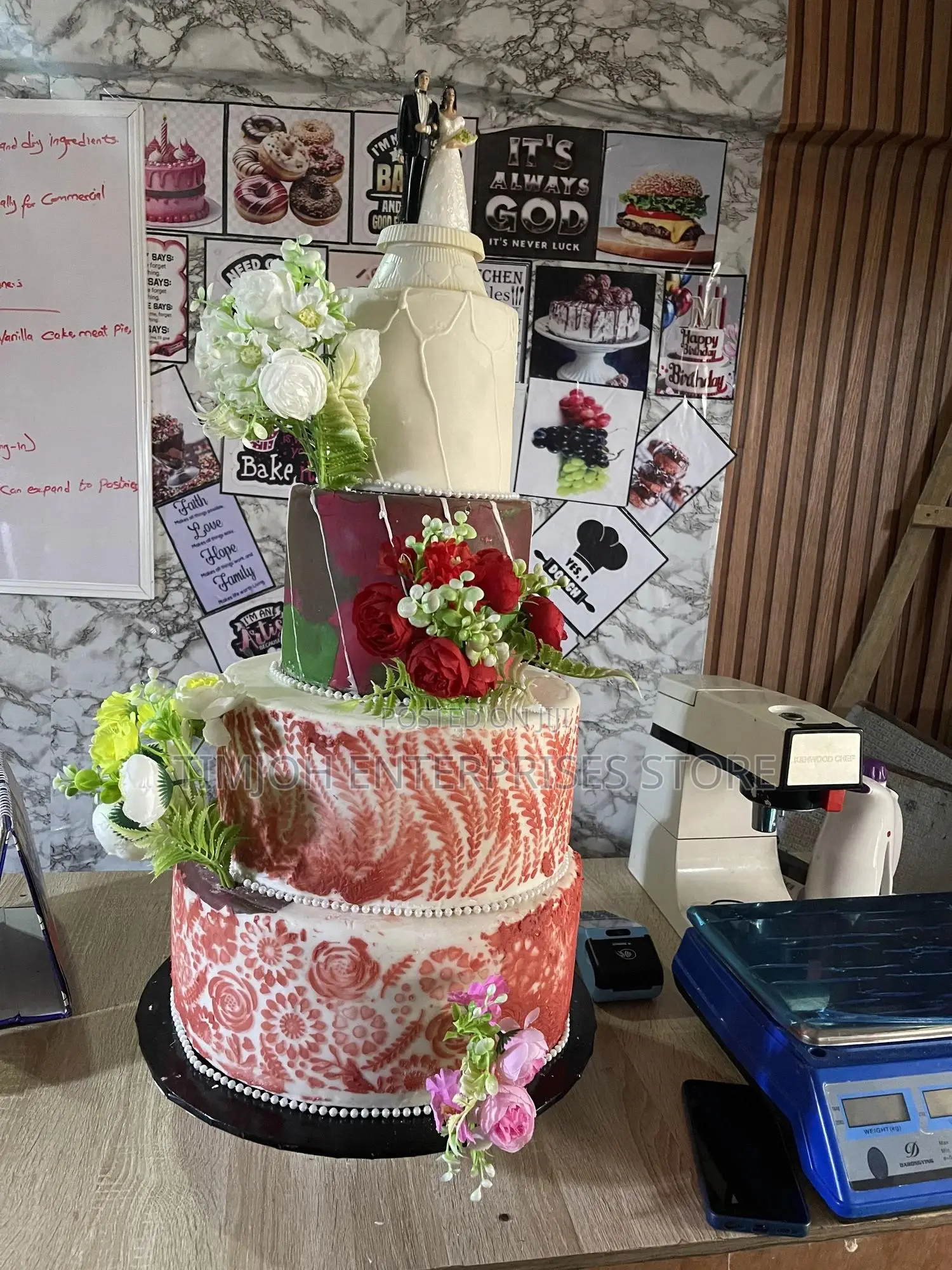 Wedding Cake Stunning 4-Tier Luxury Cake for All Occasions
