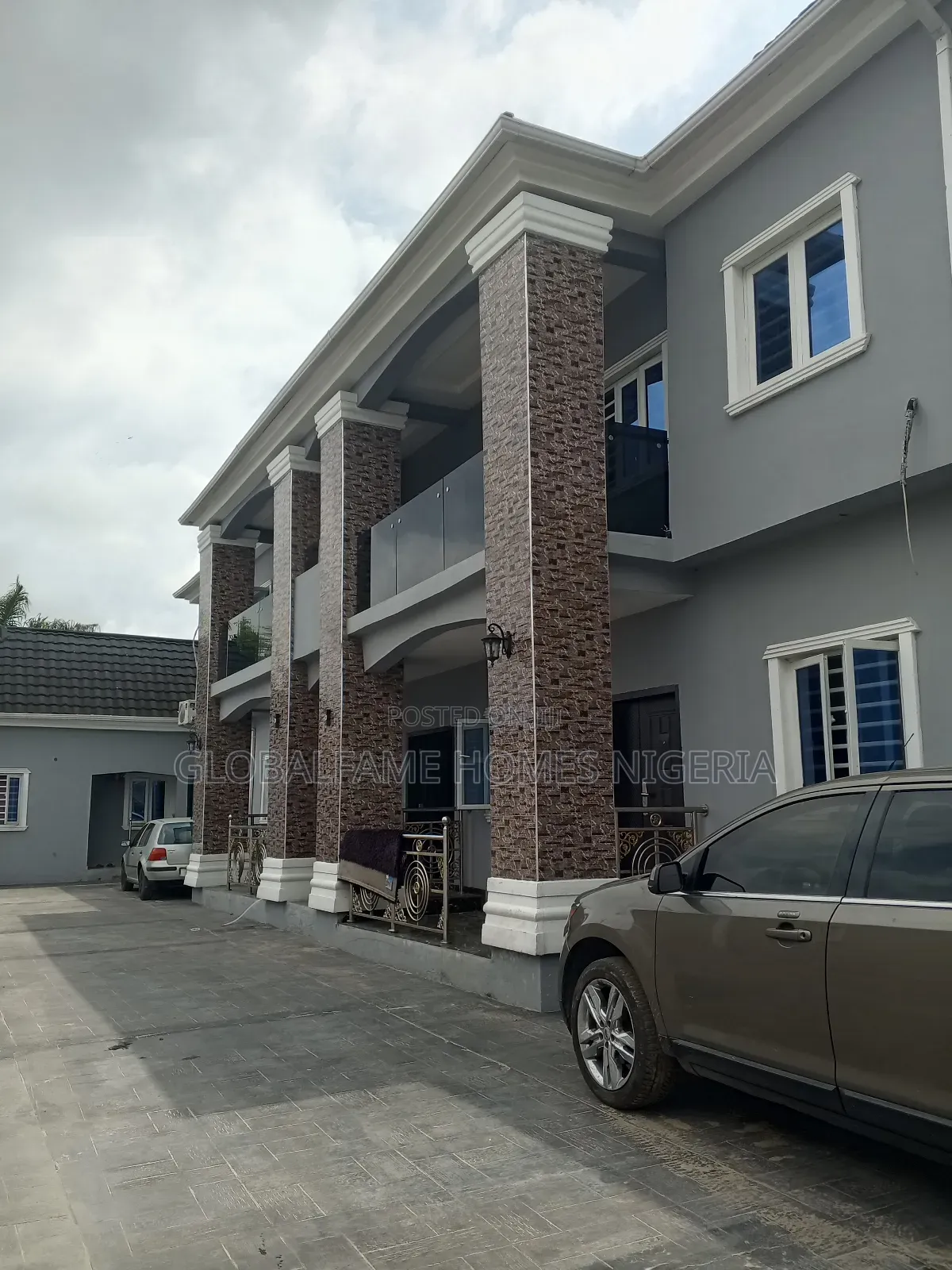 3bdrm Block of Flats in An Estate At Lakowe for rent