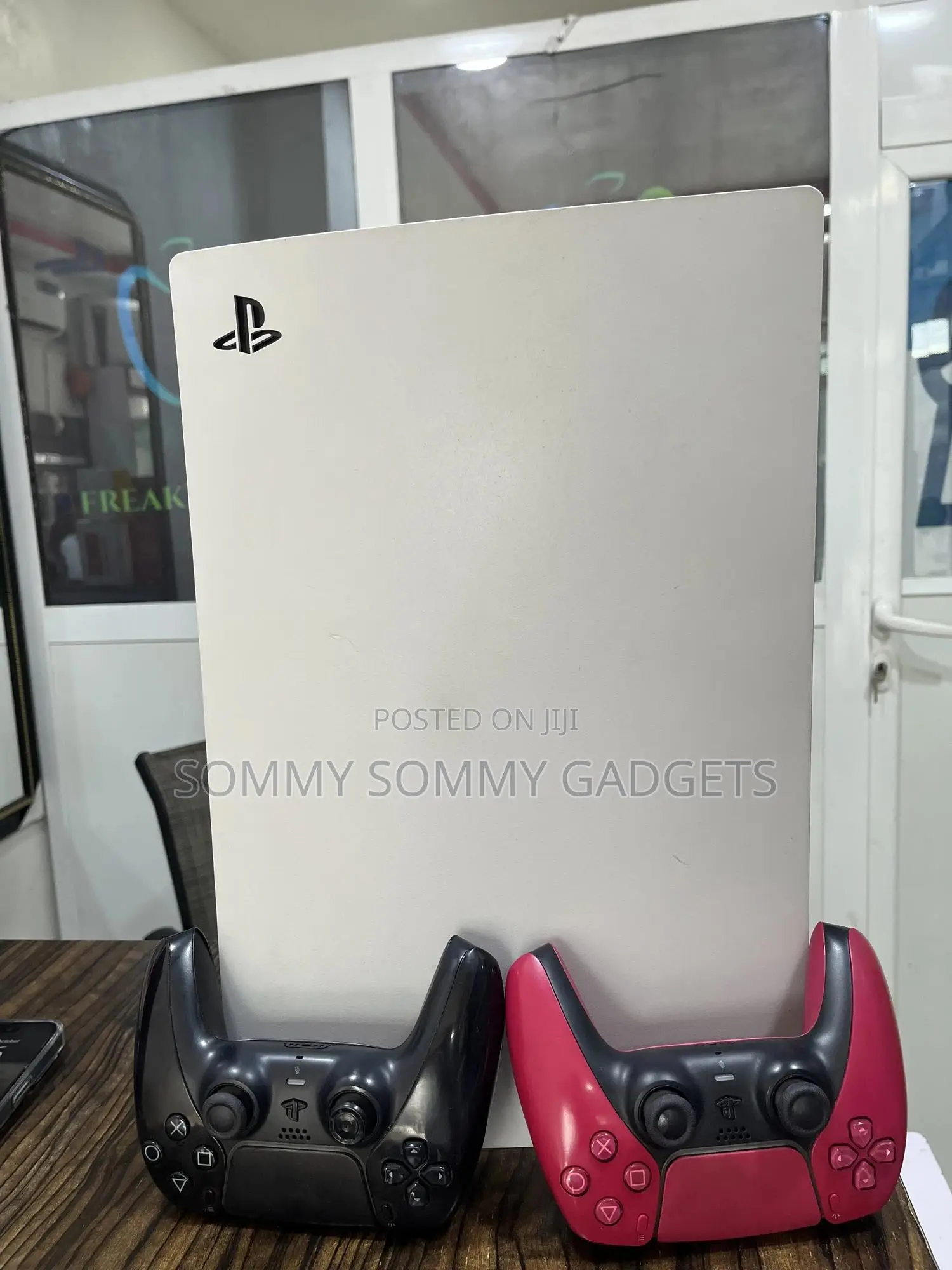 Neatly Used Ps5 Two Pad and One Game