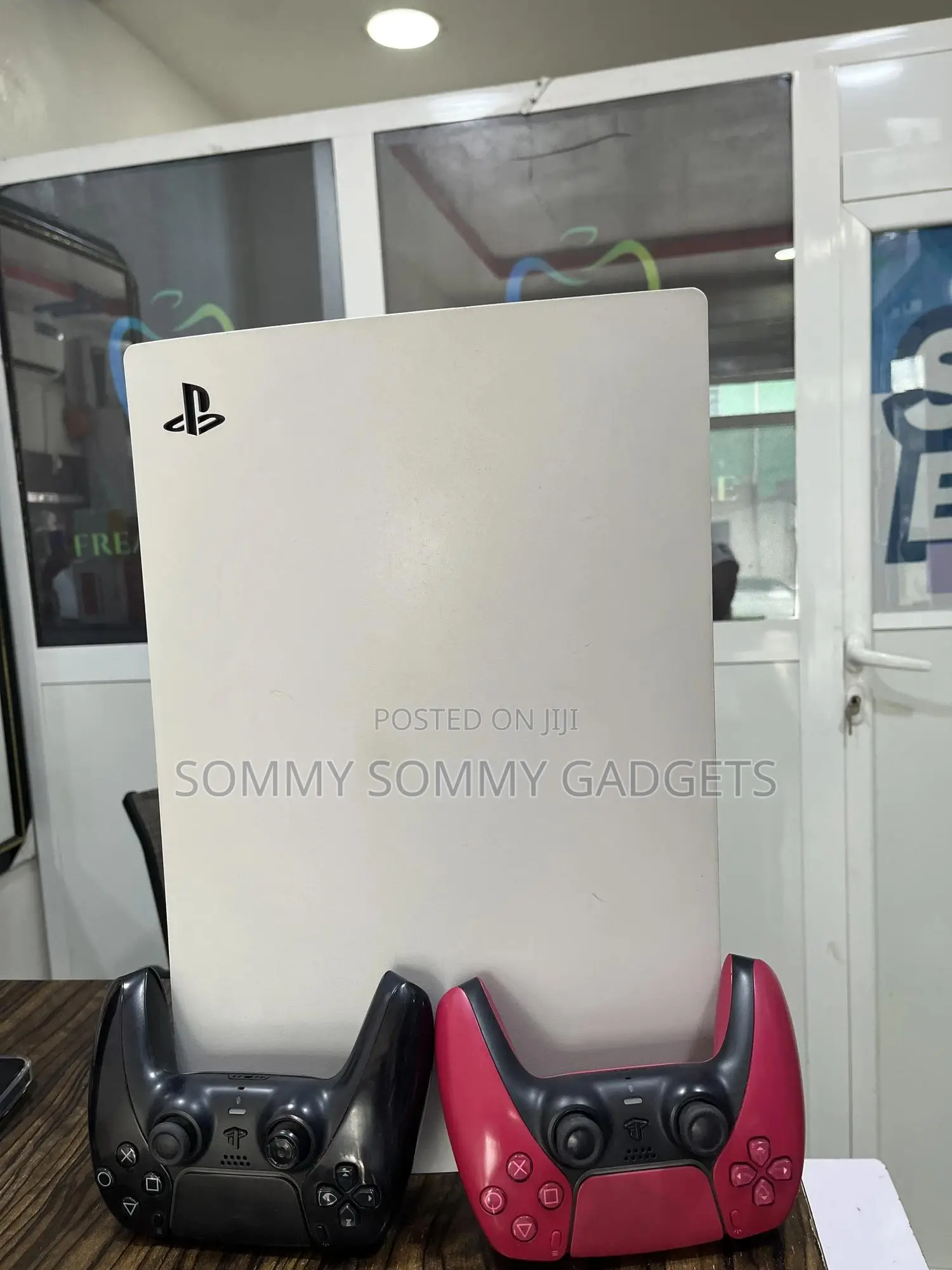 Neatly Used Ps5 Two Pad and One Game