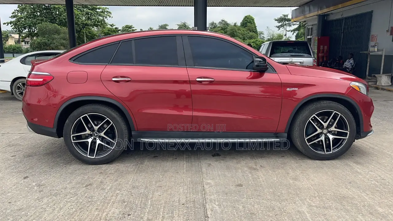 Mercedes-Benz GLE-Class 2016 Red