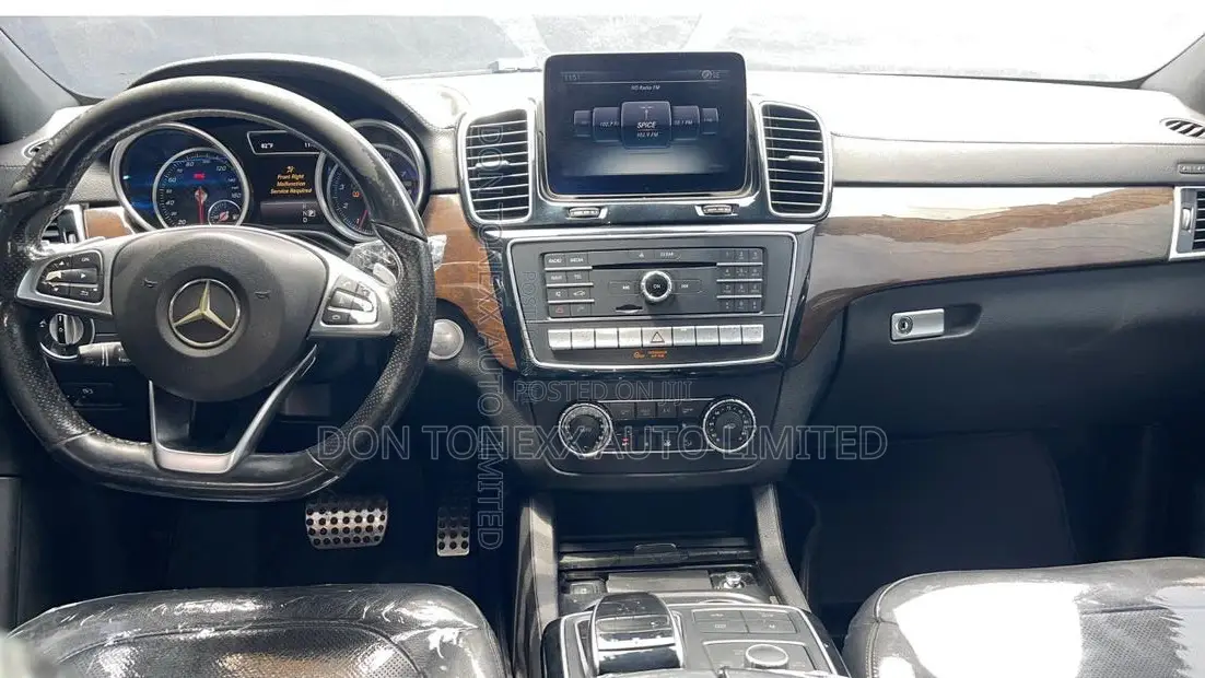 Mercedes-Benz GLE-Class 2016 Red