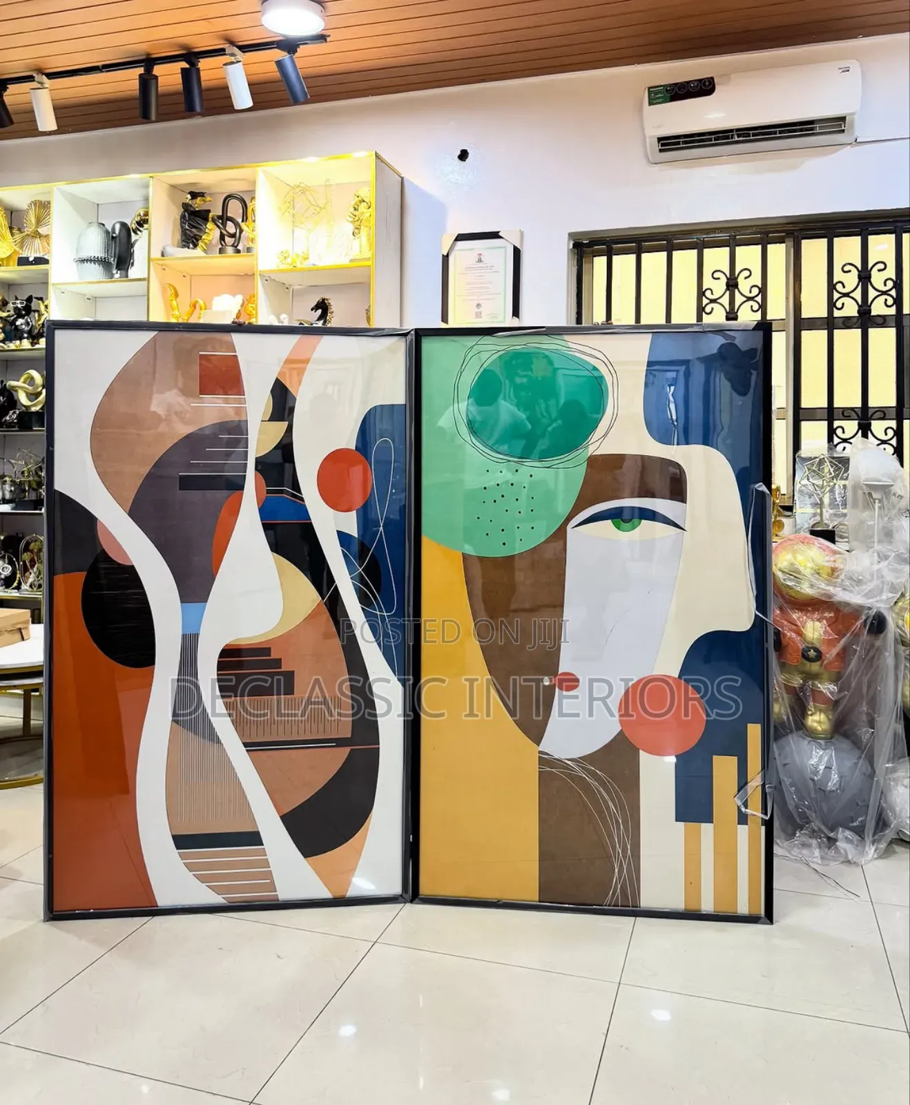 Fill Up Those Empty Walls With Our Beautiful Acrylic Wallframes