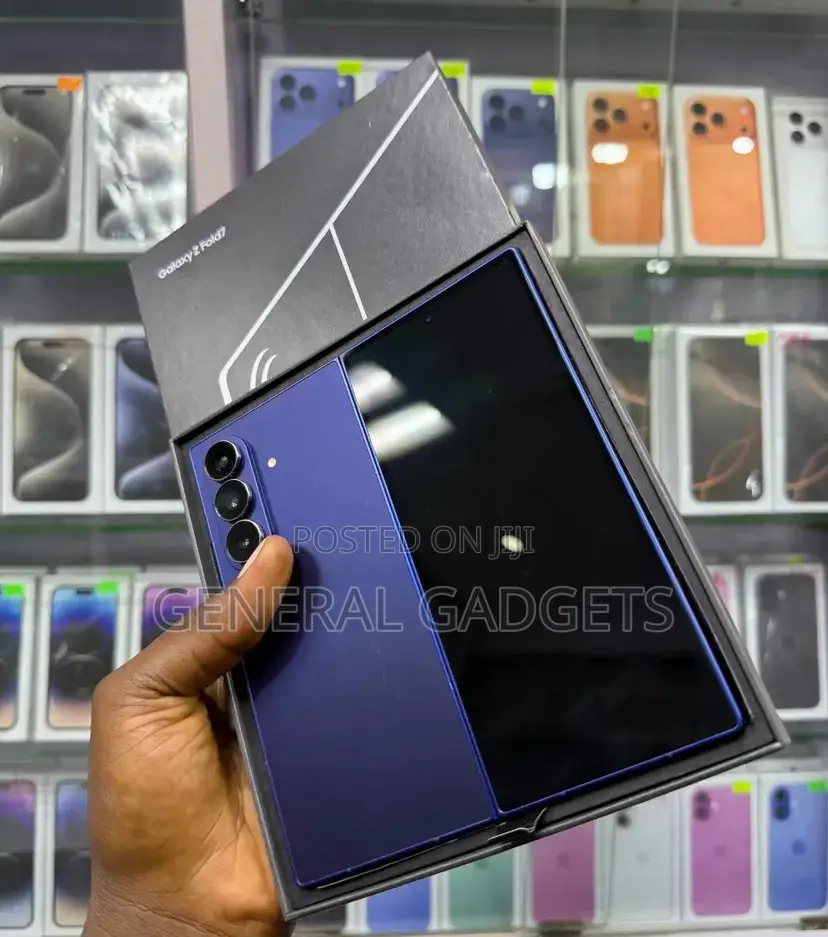 New Samsung Galaxy Z Fold7 256 GB Blue