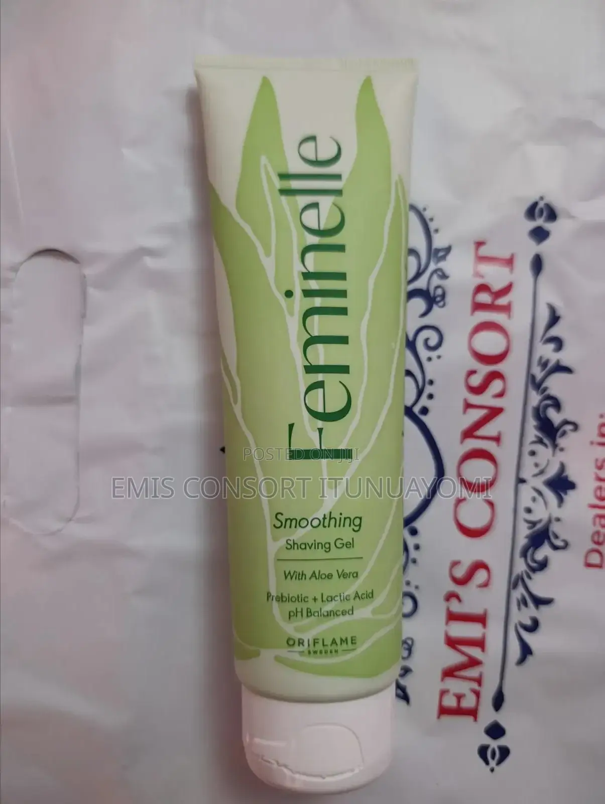 Feminelle Smoothing Shaving Gel With Aloe Vera