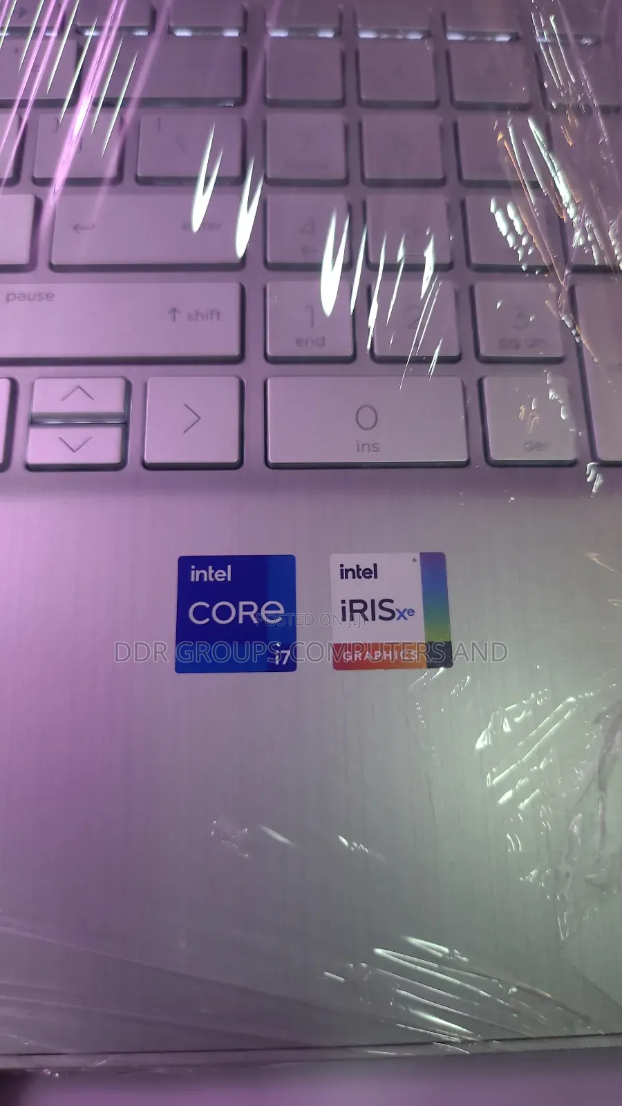 Laptop HP 15-dw1197nia 8GB Intel Core i7 SSD 512GB