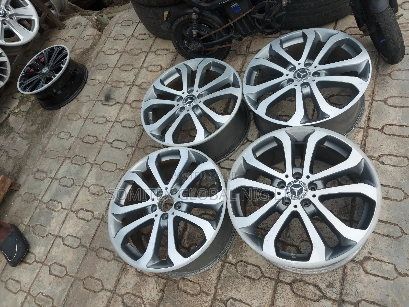 Mercedes Benz Ml350 Alloyed Rim19