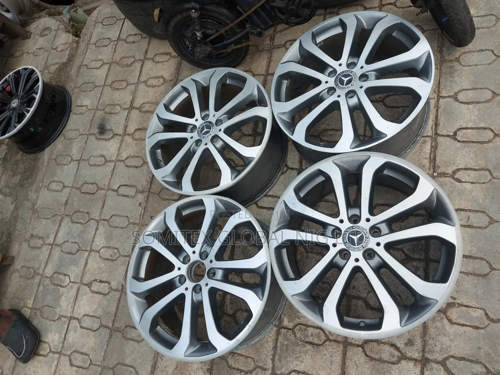 Mercedes Benz Ml350 Alloyed Rim19