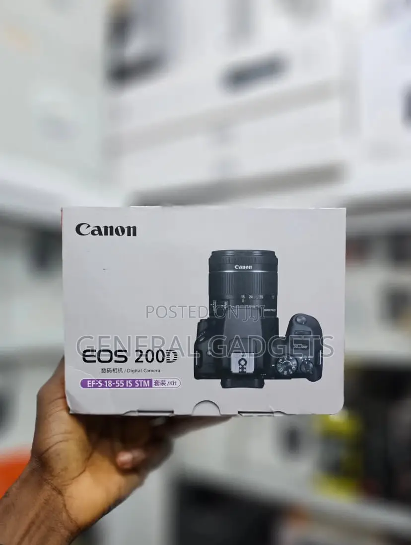 Canon Eos 200d With 18-55mm Lens