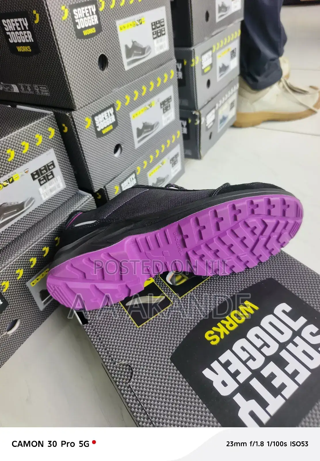 Organic Safety Jogger Shoe
