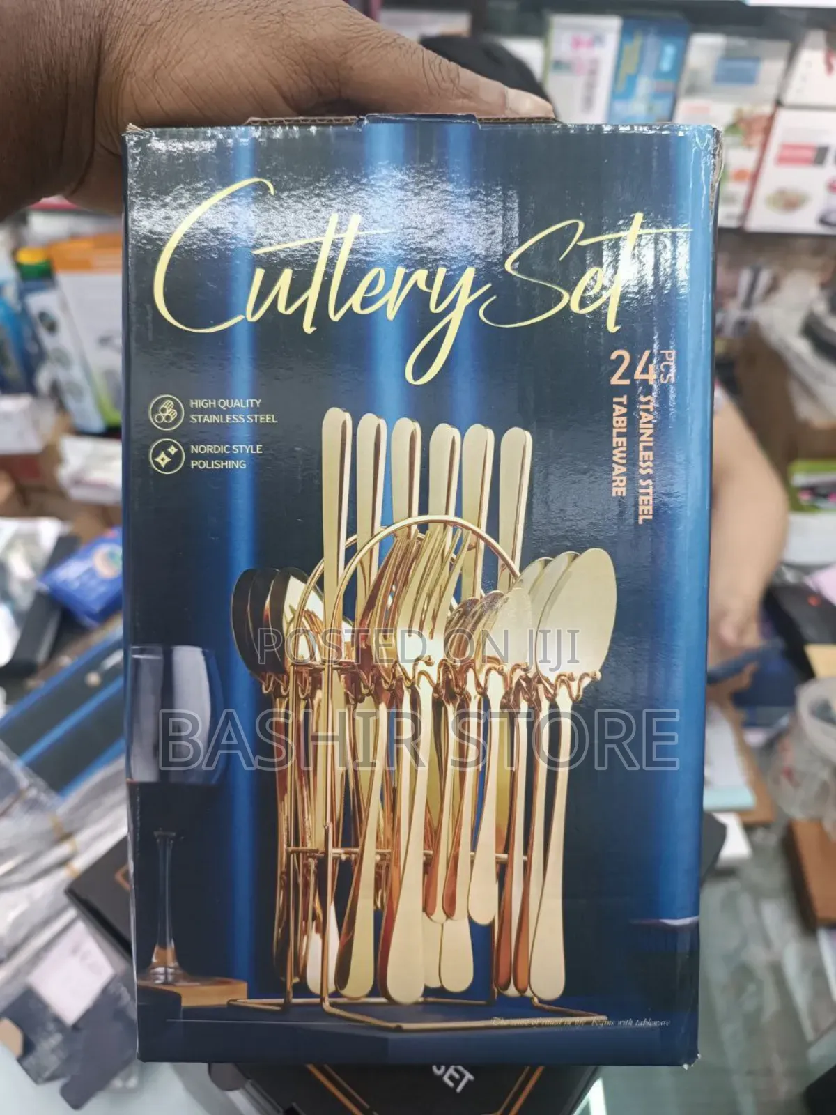 24-Piece Gold-Plated Stainless Steel Cutlery Set With a Stand.
