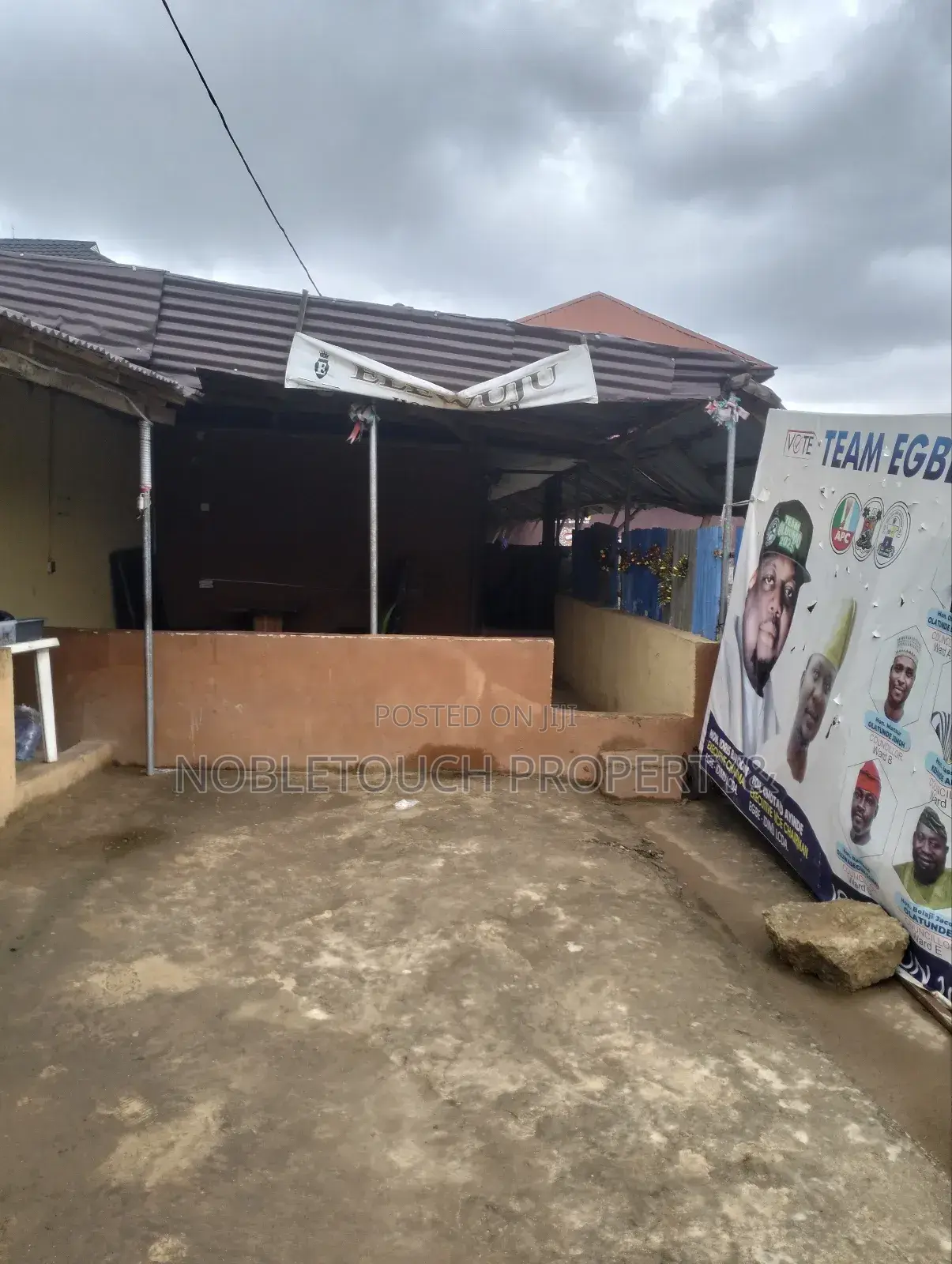 7rooms Hotel and Bar at Isheri Olofin