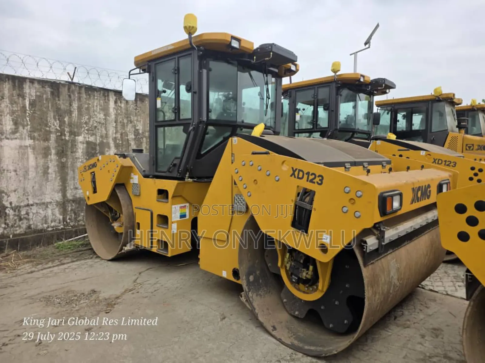 Chinese Trucks and Equipments