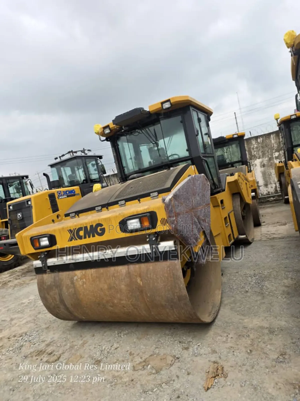 Chinese Trucks and Equipments