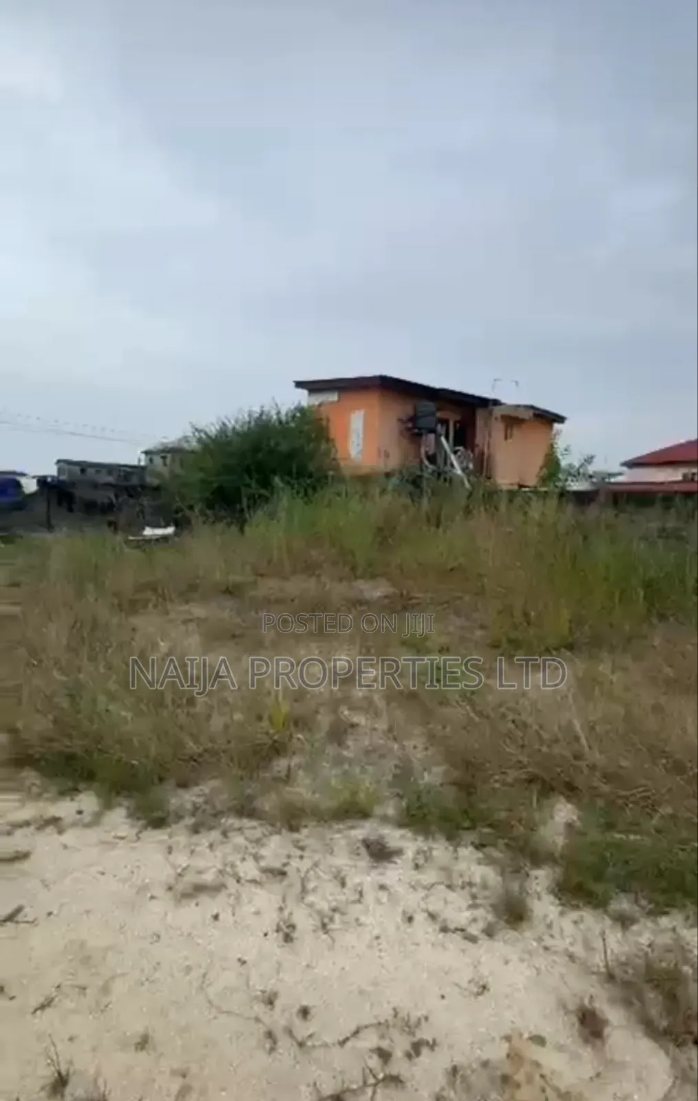 878sqm of Land at Ilasan-Ikate, Lekki for Sale