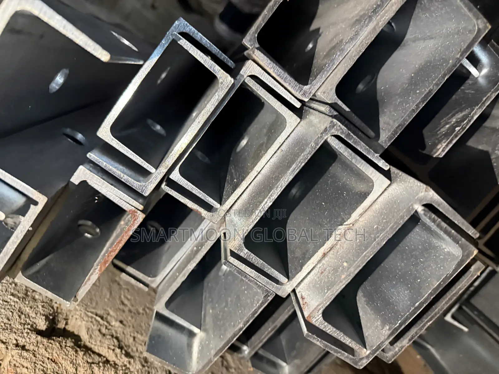 33kv Foreign Galvanize Channel Iron