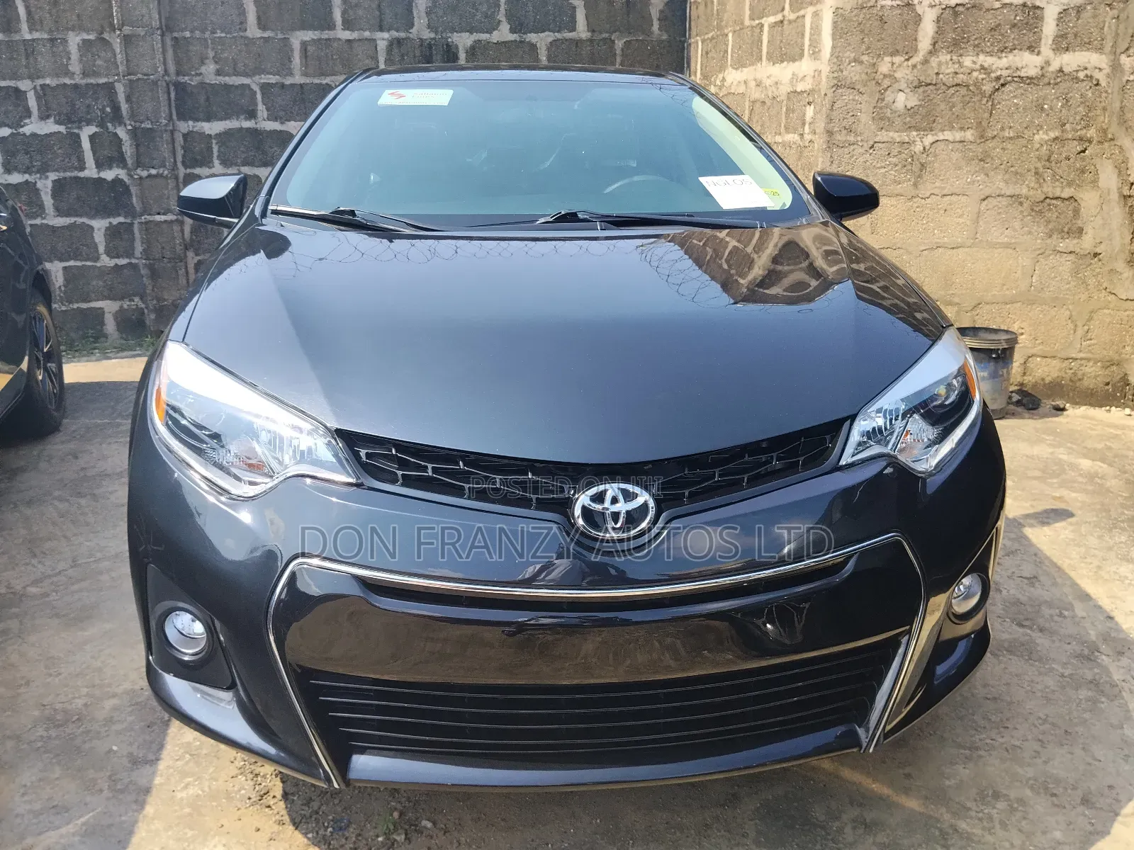 Toyota Corolla LE 4dr Sedan (1.8L 4cyl CVT) 2016 Black