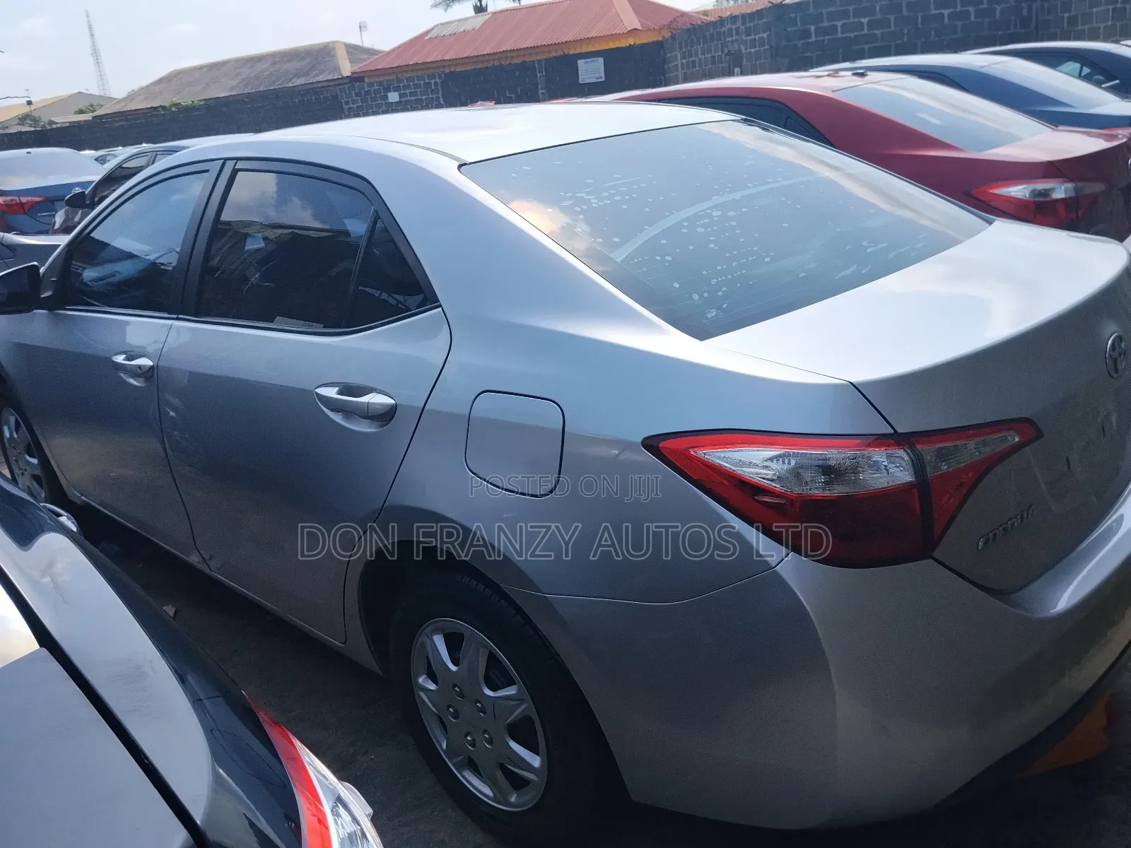 Toyota Corolla LE 4dr Sedan (1.8L 4cyl CVT) 2016 Silver