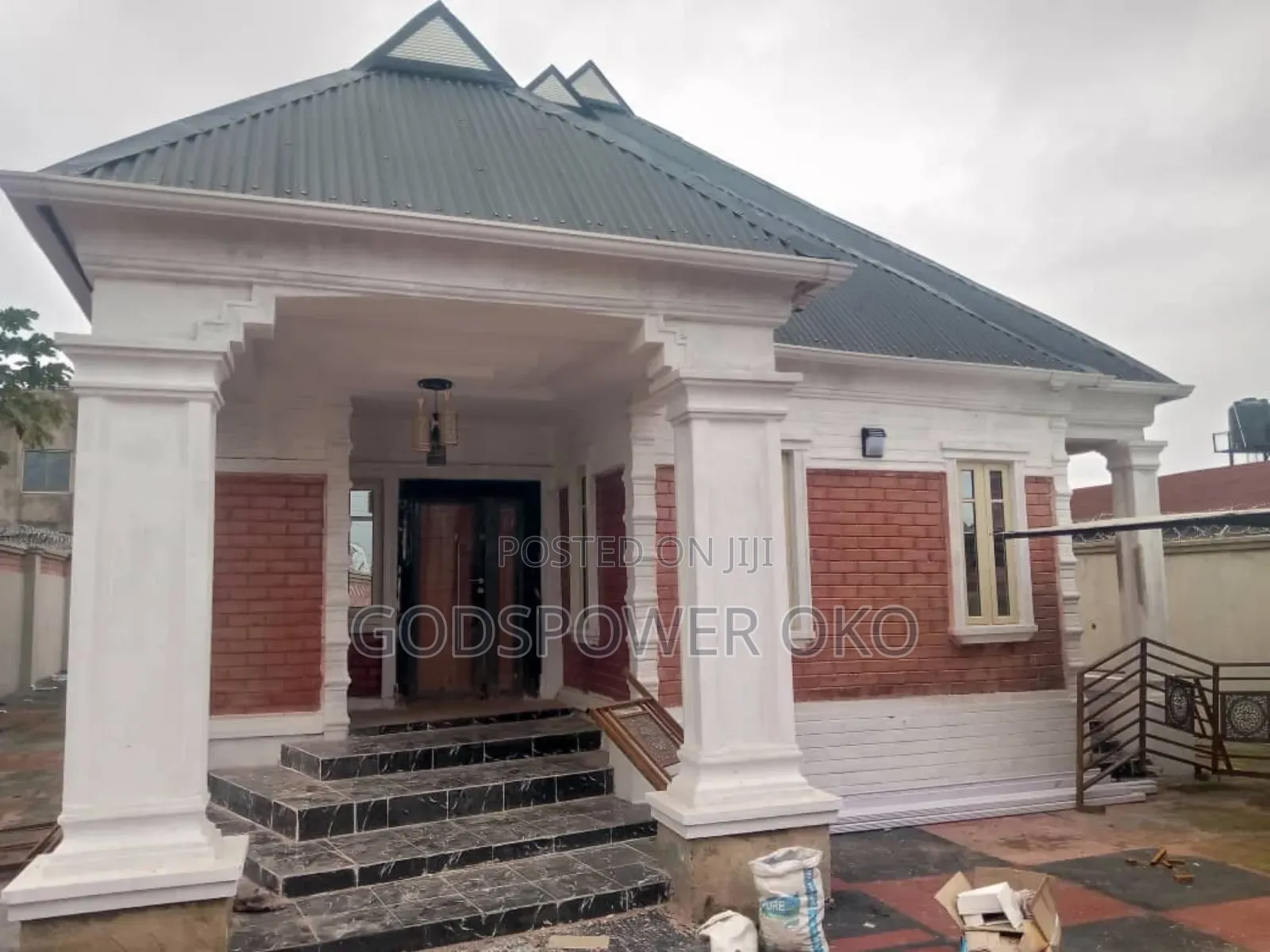 Laterite Interlocking Bricks