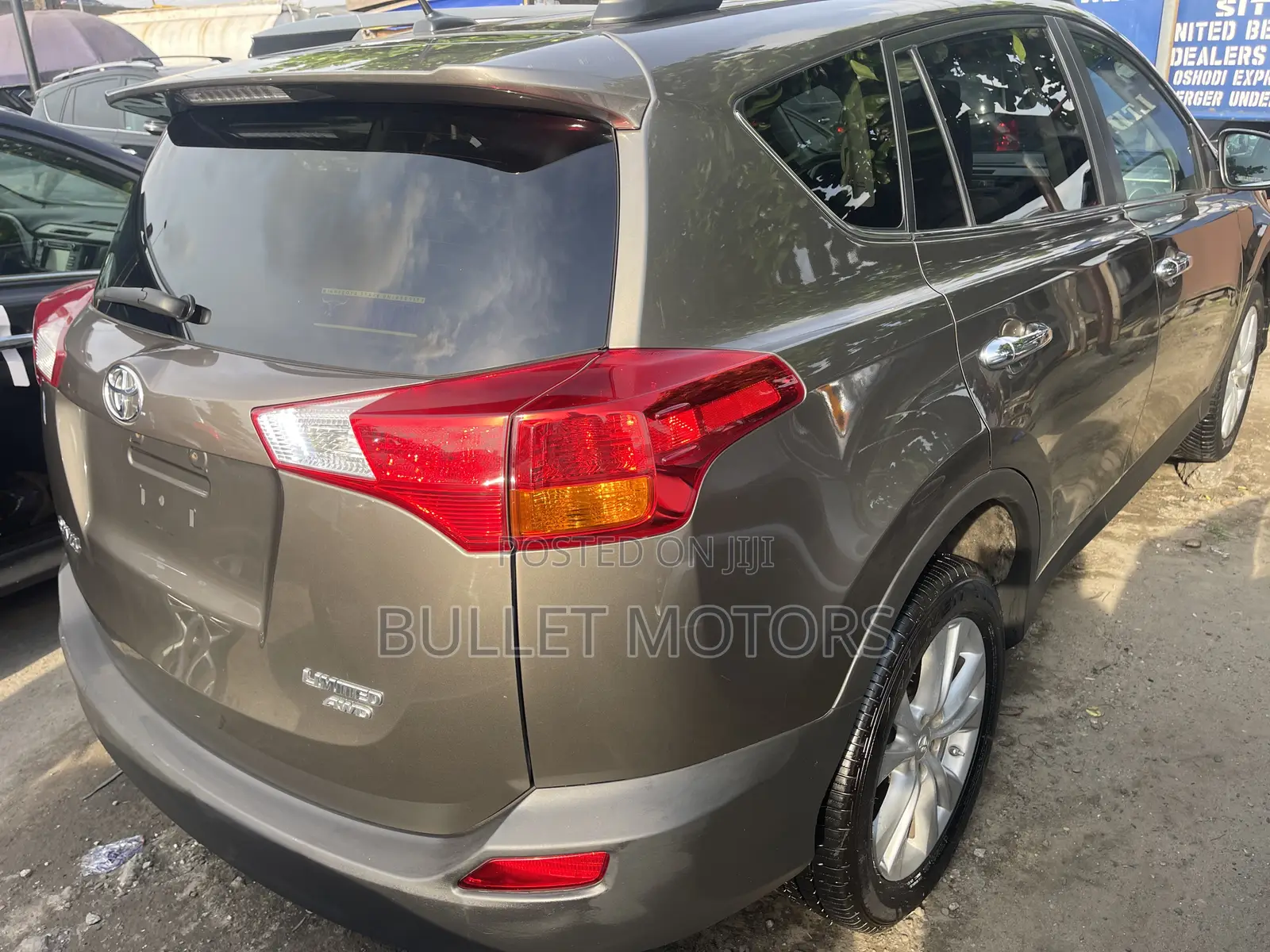 Toyota RAV4 Limited 4dr SUV AWD (2.5L 4cyl 6A) 2014 Brown