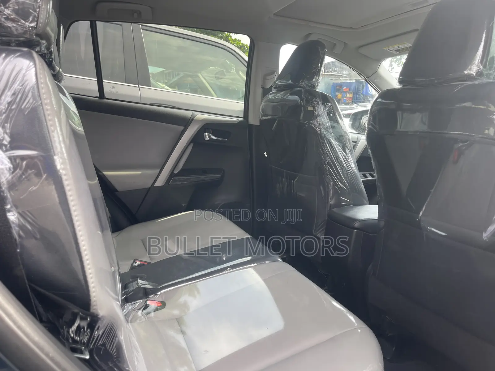 Toyota RAV4 Platinum FWD (2.5L 4cyl 6A) 2017 Blue
