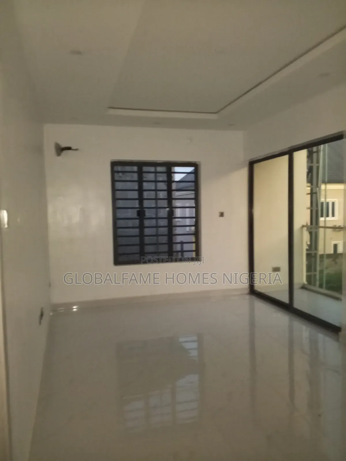 4bdrm Duplex in Beachwood Estate, Lakowe for sale