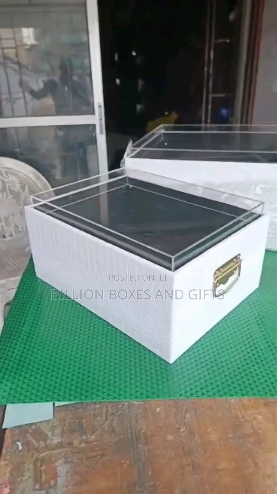 Instant Pick Up Luxury Gift Boxes