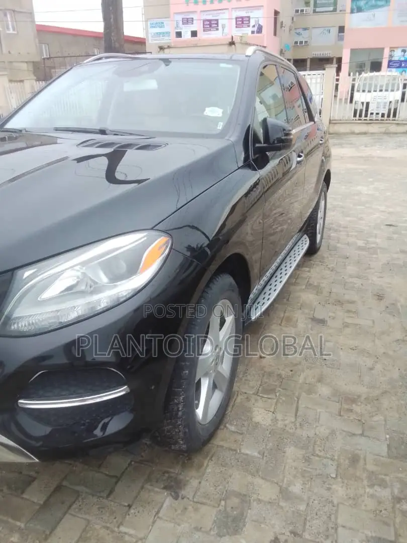 Mercedes-Benz GLE-Class 2018 Black