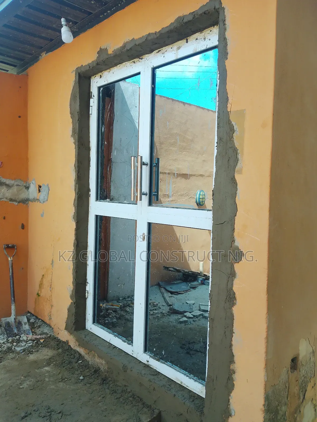 Aluminum Double Panels Hinge Door