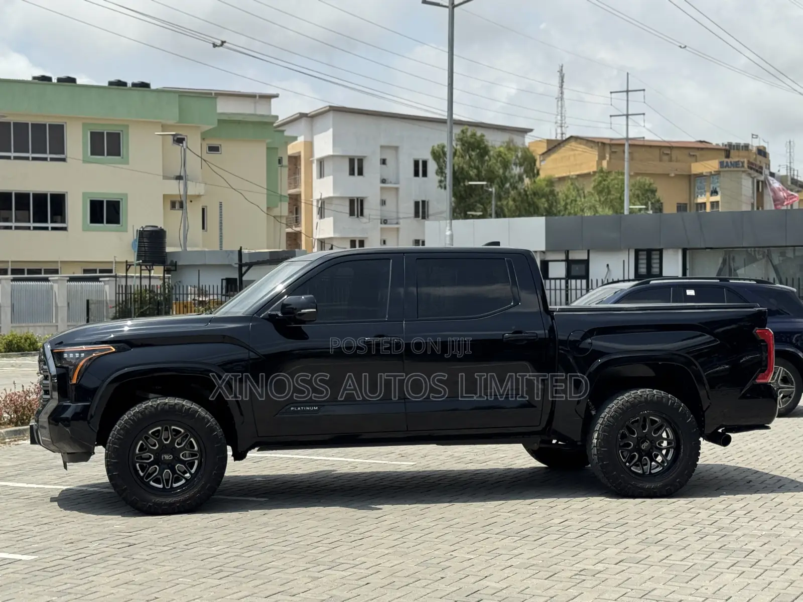 Toyota Tundra Platinum CrewMax 6.5' Bed 2024 Black
