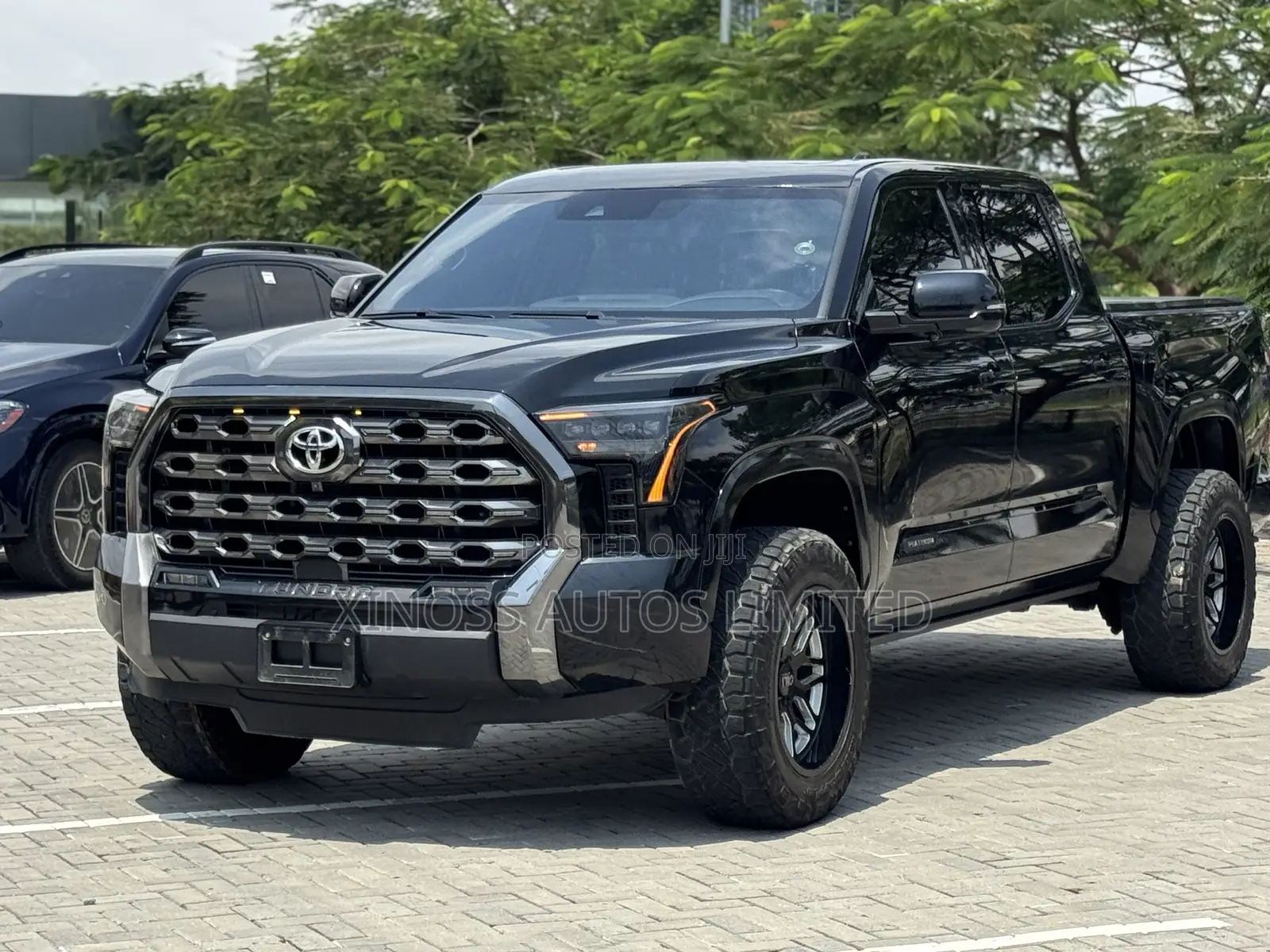 Toyota Tundra Platinum CrewMax 6.5' Bed 2024 Black